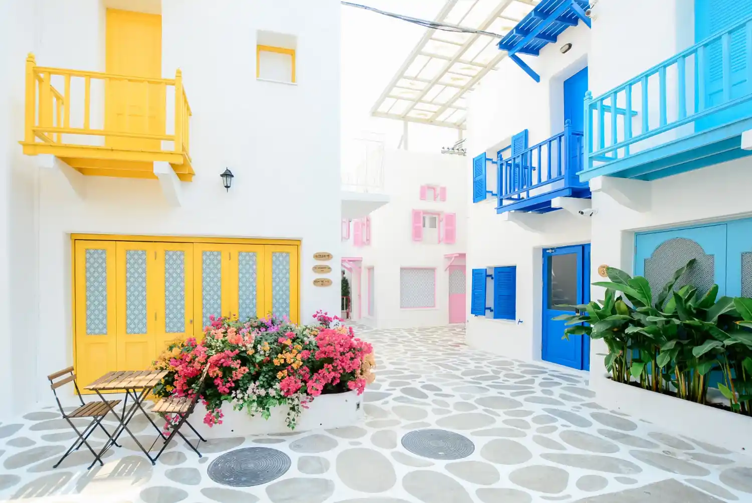 Santorini, Greece (4 Nights / 5 Days)